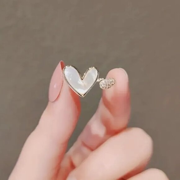 Heart Open Finger Ring - Picture 4 of 4